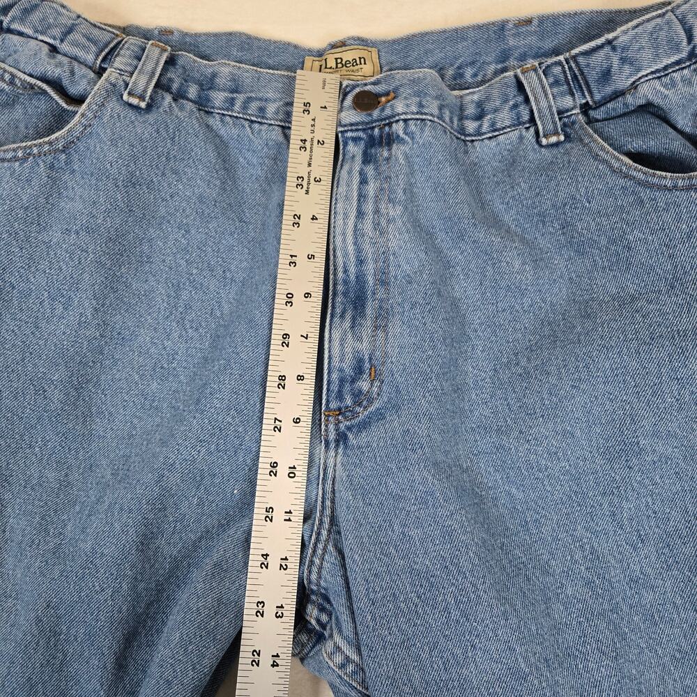 L.L. Bean Comfort Waist Jeans Mens 44x32 Straight Leg Jeans Denim 0833 - Picture 5 of 13